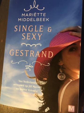 Single&Sexy en Gestrand 2 in 1 - Mariëtte Middelbeek, Boeken, Verzenden, Zo goed als nieuw, Mariëtte Middelbeek
