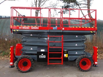 Veiling: Schaarhoogwerker Skyjack SJ9253RT 18.15m Diesel 202, Ophalen