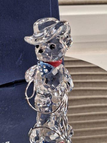 Swarovski - Beeldje - Kris Bear - Johnny - 883413 - Box &