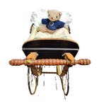 Poppenwagen - vintage - met poetsmiddelen