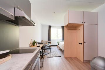 Studio te huur aan Teteringsedijk in Breda - Noord-Brabant, Huizen en Kamers, Kamers te huur, 20 tot 35 m², Breda
