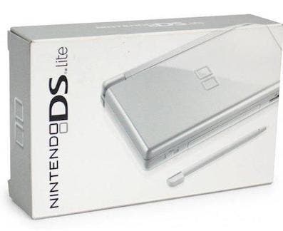 Nintendo DS Lite Zilver in Doos (Nette Staat), Spelcomputers en Games, Spelcomputers | Nintendo DS, Zo goed als nieuw, Ophalen of Verzenden