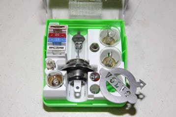 Set reservelampjes en zekeringen H4, Ophalen of Verzenden, Nieuw