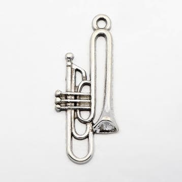 4 x Metalen trompet bedel 35 x 15 x 3,5mm gat: 2mm Antiek..., Ophalen of Verzenden, Nieuw, Bedel