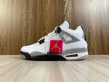 Jordan 4 Retro | White Cement, Wit, Nieuw, Ophalen of Verzenden, Sneakers of Gympen