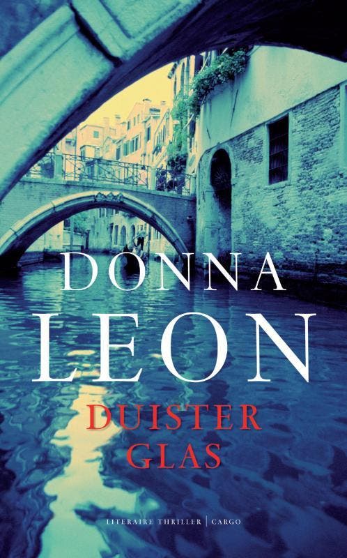 Duister glas / Guido Brunetti / 15 9789023428190 Donna Leon, Boeken, Thrillers, Gelezen, Verzenden
