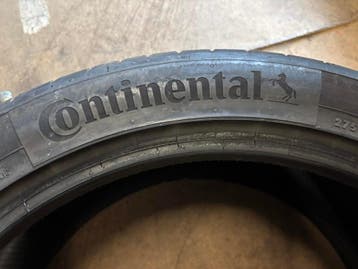 2x Continental PremiumContact 7 - 275/40 R21 - DOT 1024, Ophalen, Gebruikt, 275 mm, 21 inch
