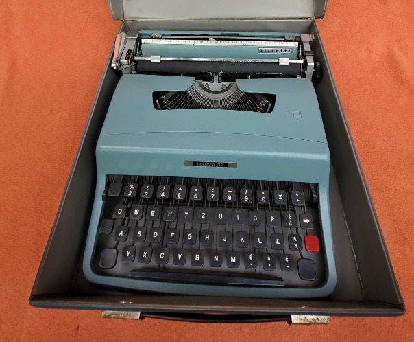 Marcello Nizzoli - Lettera 32, Olivetti - Typemachine -, Antiek en Kunst, Kunst | Designobjecten