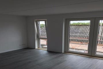 Studio Sluiskade in Hoogezand, 20 tot 35 m², Overige regio's
