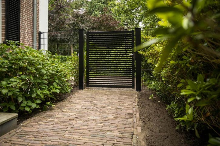 Capri draaipoort | Van Klompenburg Hekwerken, Tuin en Terras, Tuinpoorten, Verzenden
