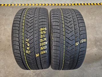 305/35/21 100V NO PIRELLI WINTERBANDEN 7,5MM PROFIEL DEMO 2X, Ophalen, Gebruikt, 305 mm, Band(en)