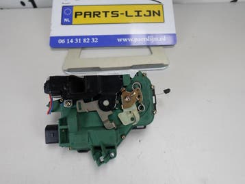 Gebruikte front door lock motor voor Volkswagen Golf / Passa, Ophalen of Verzenden, Nieuw