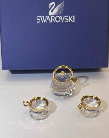 Swarovski - Figuur - Swarovski crystal teapot with two