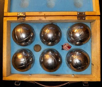 Jeu de boules - Bal, Nieuw