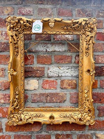 Lijst - 258. Prachtige oude goud vergulde schilderijlijst.