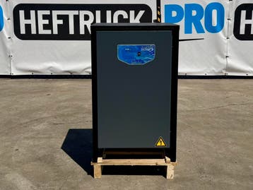 GNB 3SGT48-120 heftruck acculader (NIEUW)