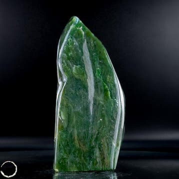 Natuurlijke hoogwaardige nefriet Vrije vorm- 1078.88 g