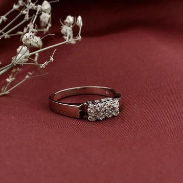 Gouden ring met zirconia, Sieraden, Tassen en Uiterlijk, Ringen, 18 tot 19, Gebruikt, Overige kleuren, Ophalen of Verzenden