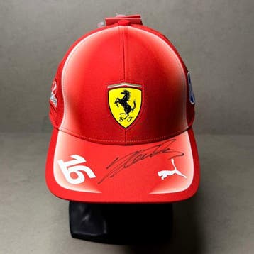 Ferrari - Formule 1 - Charles Leclerc - 2026 - Pet, Verzamelen, Nieuw