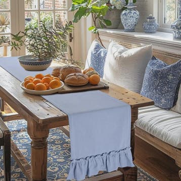 Romantische Katoenen Tafel Runner met Ruches - Perfect voor, Verzenden