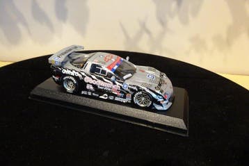 KIT 43 1:43 - Modelauto - Chevrolet Corvette C5-R Daytona, Hobby en Vrije tijd, Nieuw