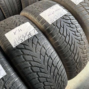 2 x Nokian 235-65-17 Winterbanden 7mm, Gebruikt, 17 inch, 235 mm, Band(en)