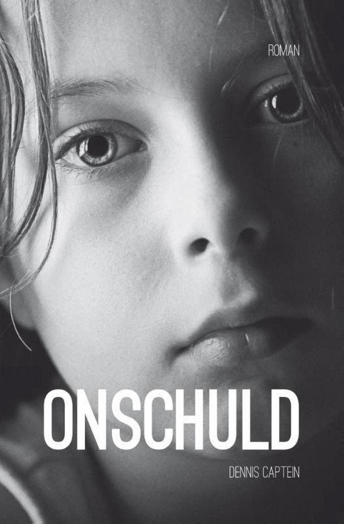 Onschuld - Dennis Captein 9789491737046, Boeken, Romans, Gelezen, Verzenden