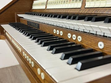Johannus Opus 15, Muziek en Instrumenten, Orgels, Gebruikt, 2 klavieren, Orgel