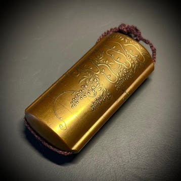 ANTIEKE 5-COMPARTIMENTEN TAKAMAKI-E GOUD GELAKTE INRO MET, Antiek en Kunst