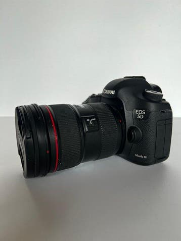 Canon EOS 5D Mark III + EF 24-70/2.8 L II USM Digitale, Nieuw