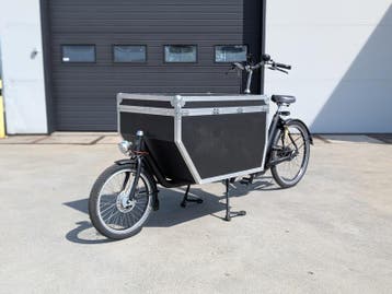 Elektrische bakfiets, met Shimano STEPS e-bike aandrijvin, Fietsen en Brommers, Nieuw