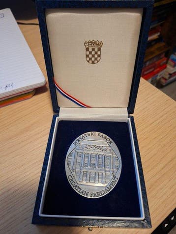 Kroatië. Medal Croatian Parliament 1991 incl. Box (Zonder