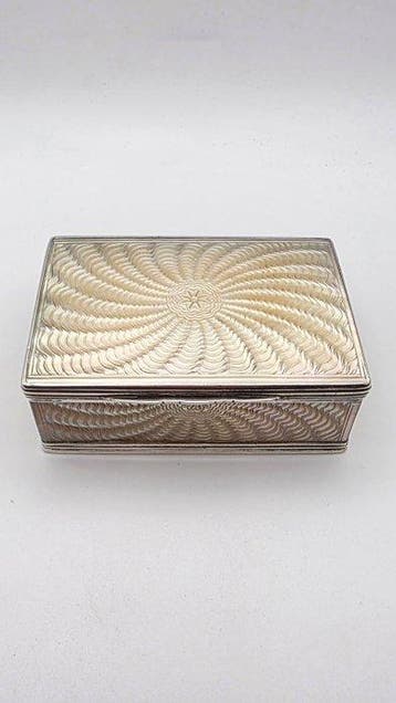 Doos - .925 zilver - gegraveerde parelmoer