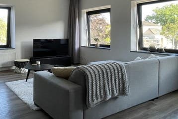 Appartement Deventerstraat in Apeldoorn, Gelderland, Via bemiddelaar, Apeldoorn, Appartement