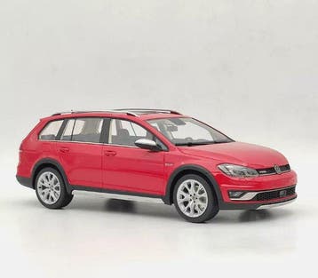 DNA Collectibles 1:18 - Modelauto - Volkswagen Golf 7 SW, Nieuw