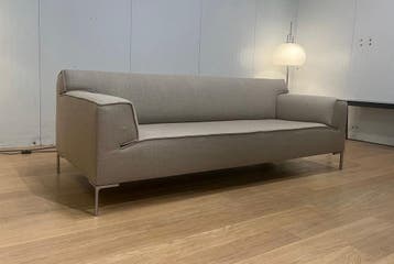 Design on Stock Bloq 3-Zits Beige NIEUW Gestoffeerd Garantie, Huis en Inrichting, Banken | Bankstellen, 75 tot 100 cm, Ophalen of Verzenden