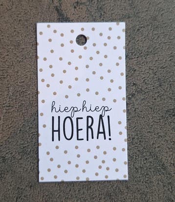3x Cadeaulabel  Hiep Hiep Hoera (Per 3 stuks), Ophalen of Verzenden, Nieuw