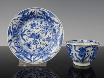 Kop en schotel - Porselein - Kangxi 1662-1722
