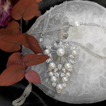 UTOPIA Art Deco witgouden collier met parel en diamant 1,..., Gebruikt, Ophalen of Verzenden, Met edelsteen, Goud