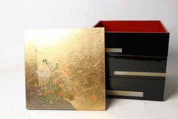 Seiken (artist mark) - Doos - Hout - Vogel- en bloemmotief
