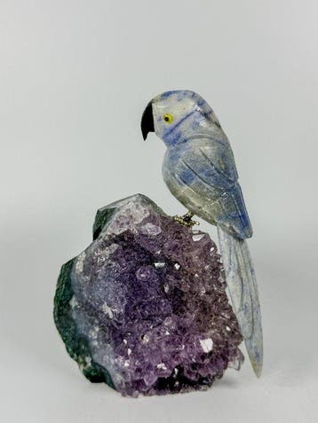 Unique piece - Handgesneden blauwe uil op amethyst - Hoogte: