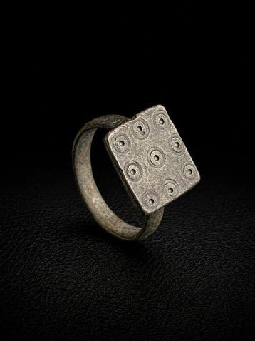 Islamitisch Brons Ring - 10e tot 13e eeuw na Christus., Antiek en Kunst