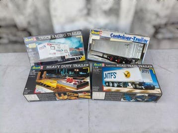 Revell 1:24 - Modelbouwdoos (4) - Truck Racing Trailer;, Nieuw