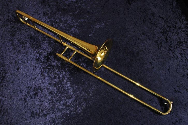 Kanstul Model 750 Trombone, Muziek en Instrumenten, Blaasinstrumenten | Trombones, Tenor, Gebruikt, Met koffer, Ophalen of Verzenden