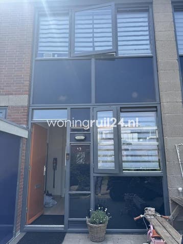 Woningruil - Omloopdijk 13 - 3 kamers en Rotterdam, Huizen en Kamers, Rotterdam