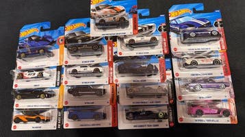 Hot Wheels 1:64 - Modelauto (17) - Mustang Dodge Race Car -, Hobby en Vrije tijd, Modelauto's | 1:5 tot 1:12, Nieuw