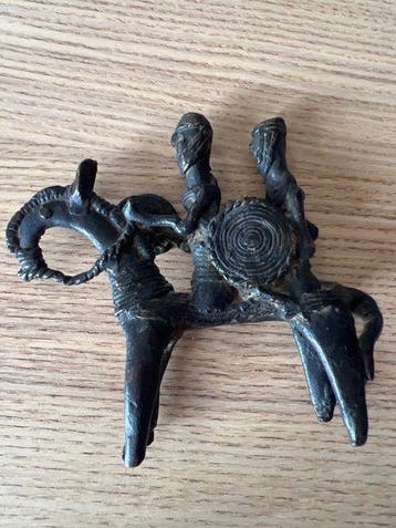 Volkskunst krijgers Afrika - sculptuur - Afrika (Zonder, Antiek en Kunst