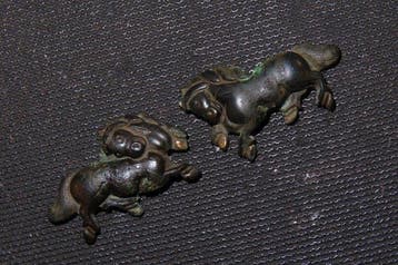 Koper - C6-115 Horse Menuki - Japan - Edo Periode, Antiek en Kunst