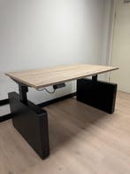 RoomForTheNew Bureau Heathrow Wang - Zit Sta Bureau, Huis en Inrichting, Bureaus, Verzenden, In hoogte verstelbaar, Nieuw