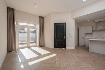 Te huur: Appartement Dirk Hoogenraadstraat in Den Haag, Den Haag, Appartement, Zuid-Holland